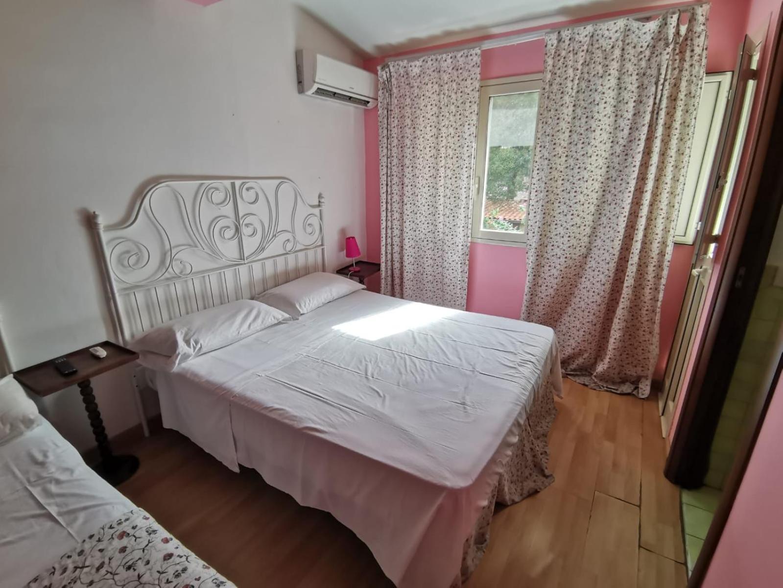 B&B Xenia Mongiove Eksteriør billede